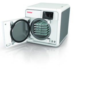 TUTTNAUER T-EDGE 11B AUTOCLAVE